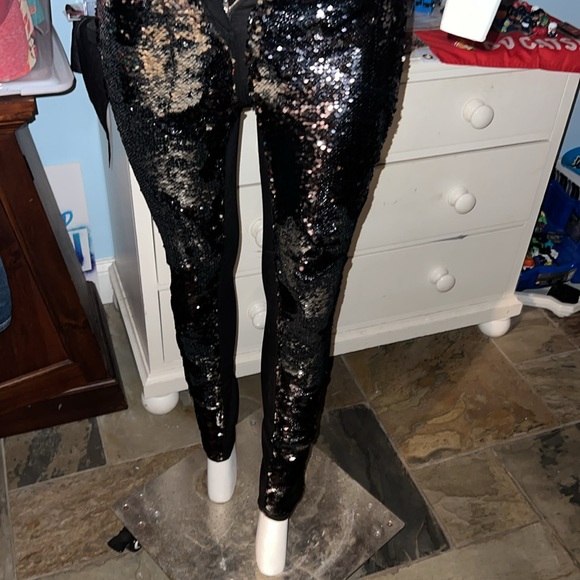 next sequin pants- very Taylor Swift- size 4 (USA)- never worn- black & silver - Picture 13 of 13